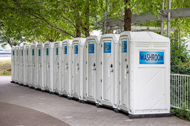 Portable Toilet Options We Offer in Corning, IA